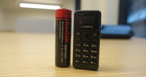 کوچک ترین گوشی جهان رونمایی شد؛ Zanco tiny t1 تنها 13 گرم وزن دارد!